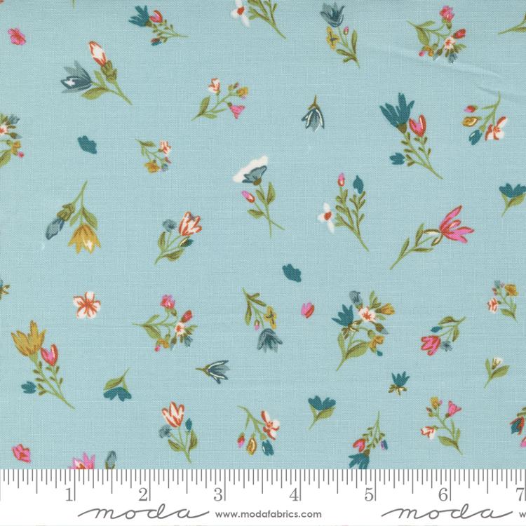 Songbook A New Page Mist Floral (1/4 yard)
